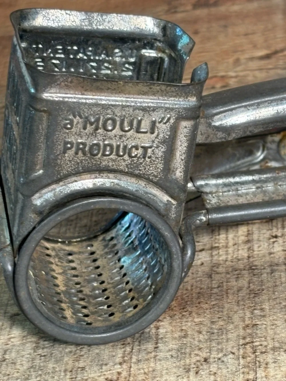 Mouli vintage cheese